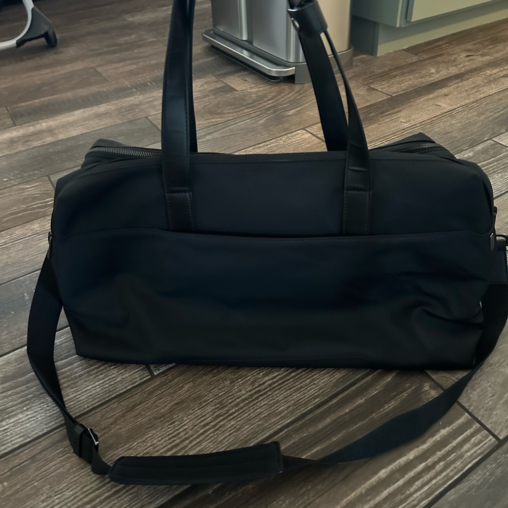 Away “The Weekender” Bag in Black